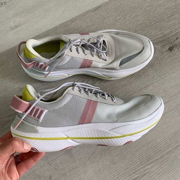 Sorel Explorer Blitz Leisure Lace Sneaker size 8 shoes - Picture 1 of 9